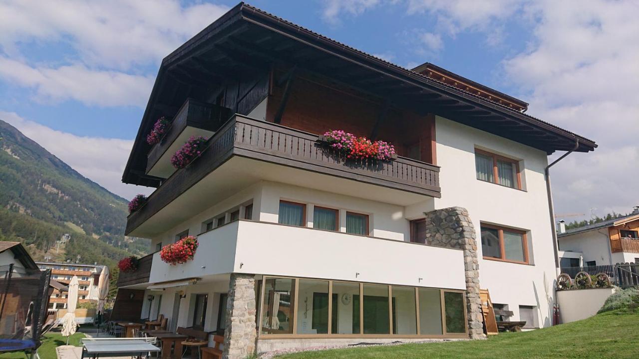 Pension Tirol St. Valentin auf der Haid Exteriör bild